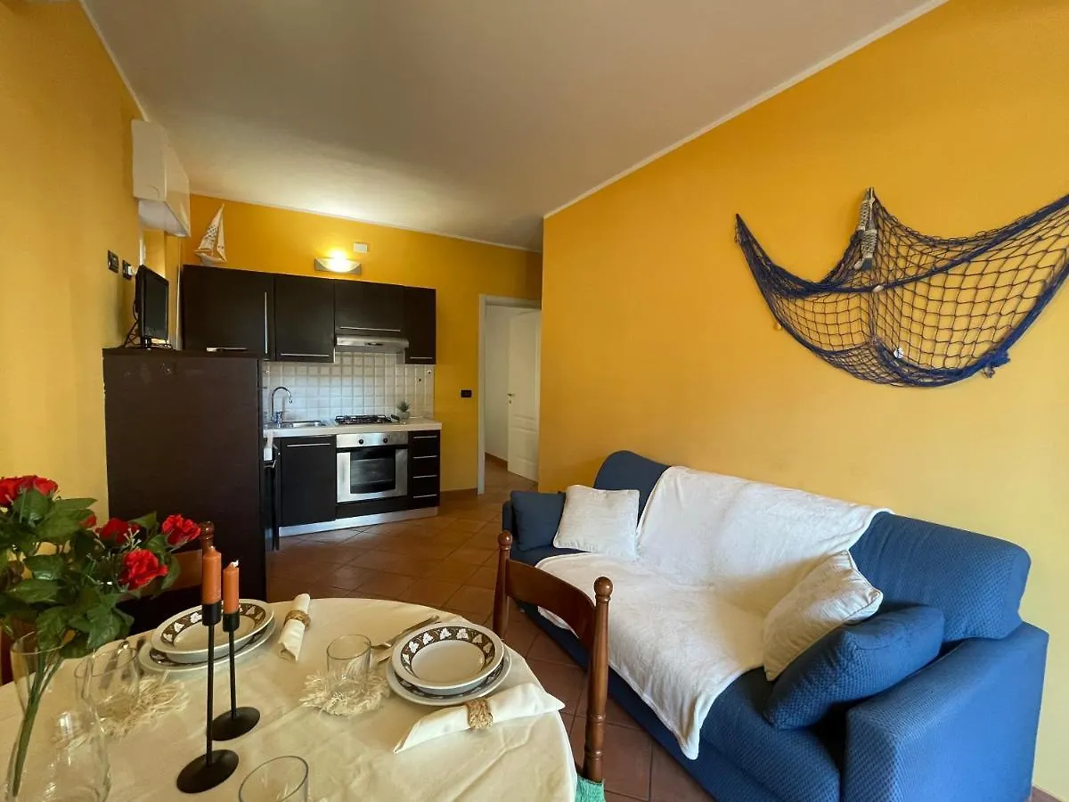 Appartement 50 Metri Dal Mare - Free Parking E A/C à Pietra Ligure