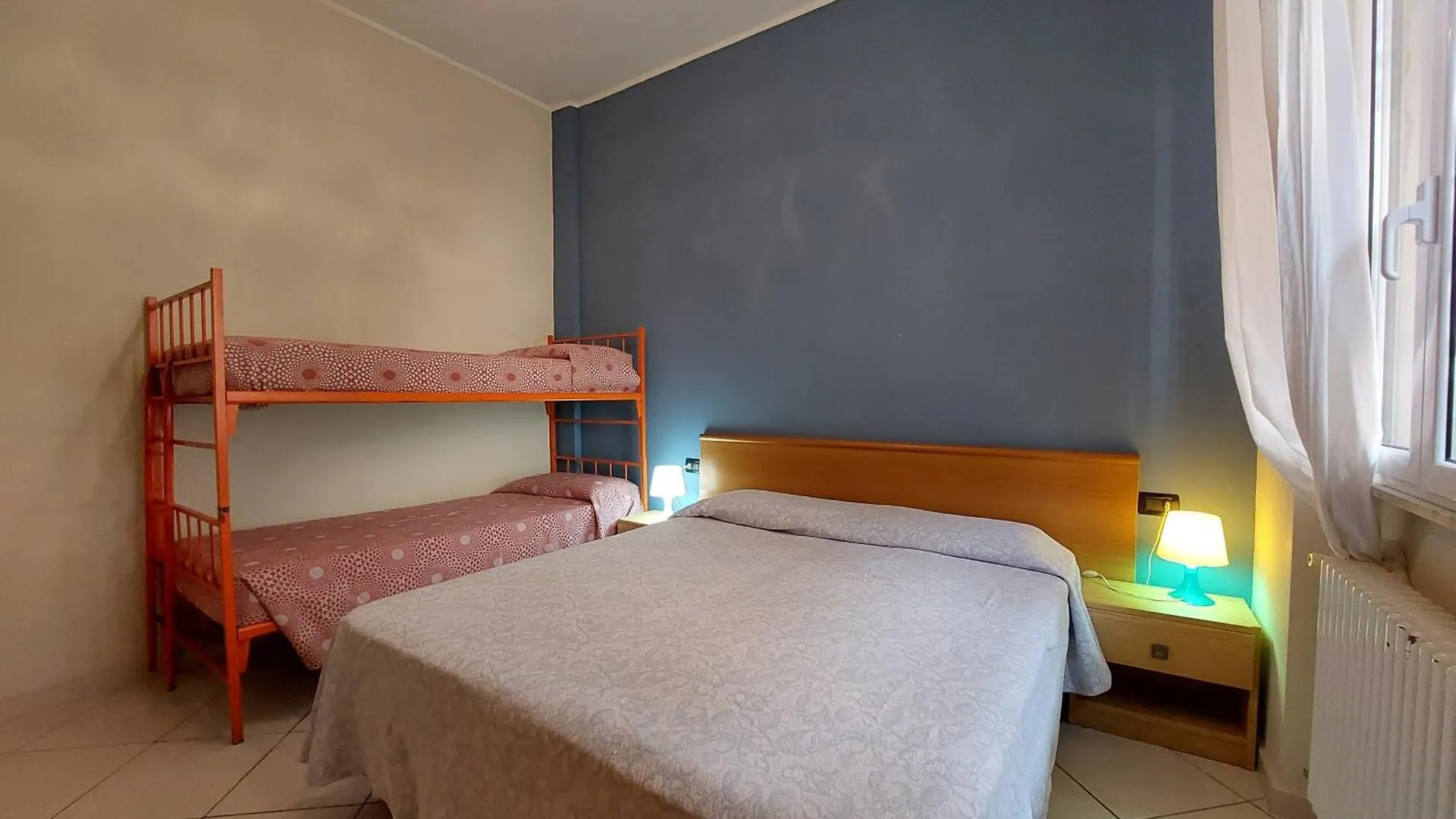 Appartement 50 Metri Dal Mare - Free Parking E A/C à Pietra Ligure 0*,