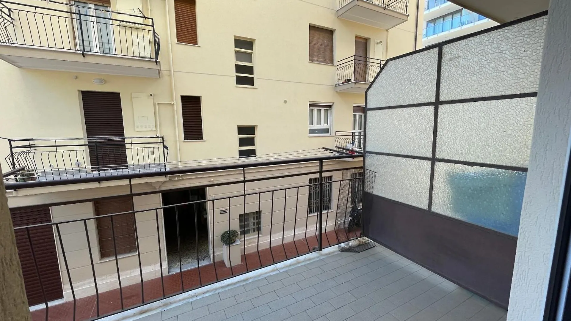 50 Metri Dal Mare - Free Parking E A/C Apartment Pietra Ligure